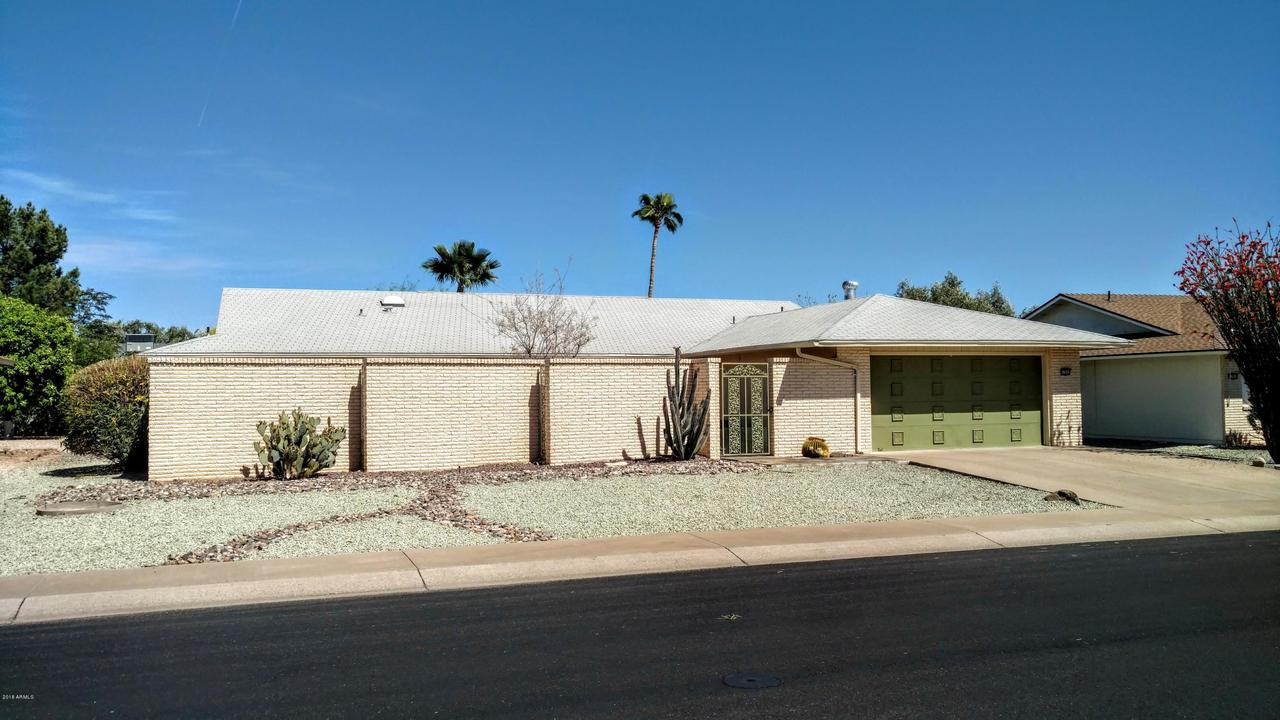 17623 N Foothills Dr., Sun City, AZ 85373