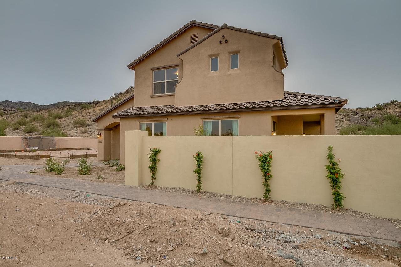 9829 S 3rd Ave., Phoenix, AZ 85041