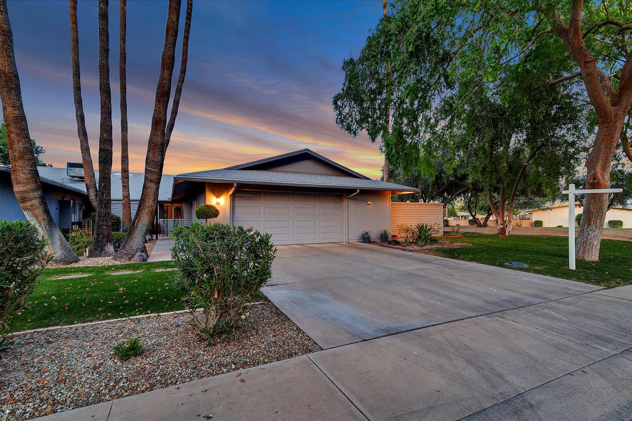 17605 N 105th Ave., Sun City, AZ 85373