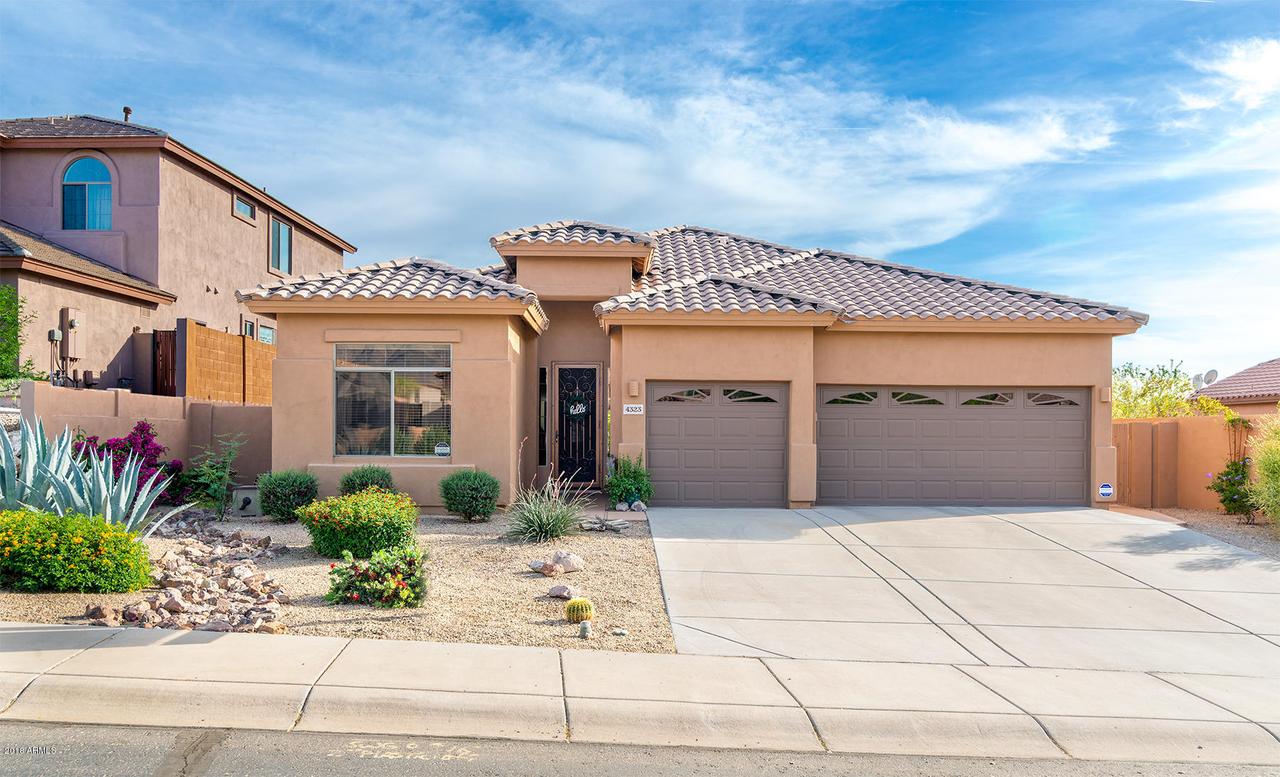 4323 S Columbine Way, Gold Canyon, AZ 85218