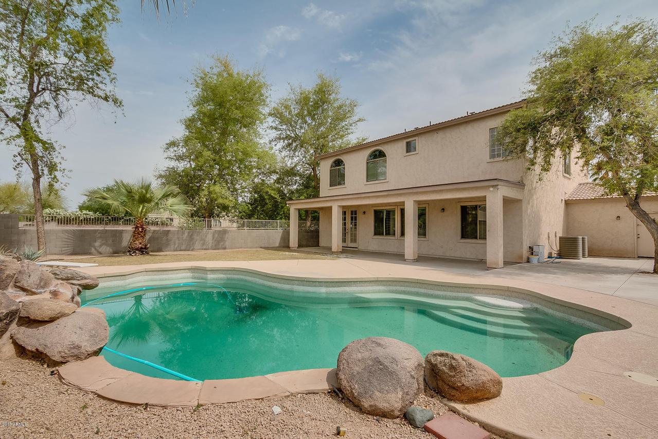 2208 W Maldonado Rd., Phoenix, AZ 85041