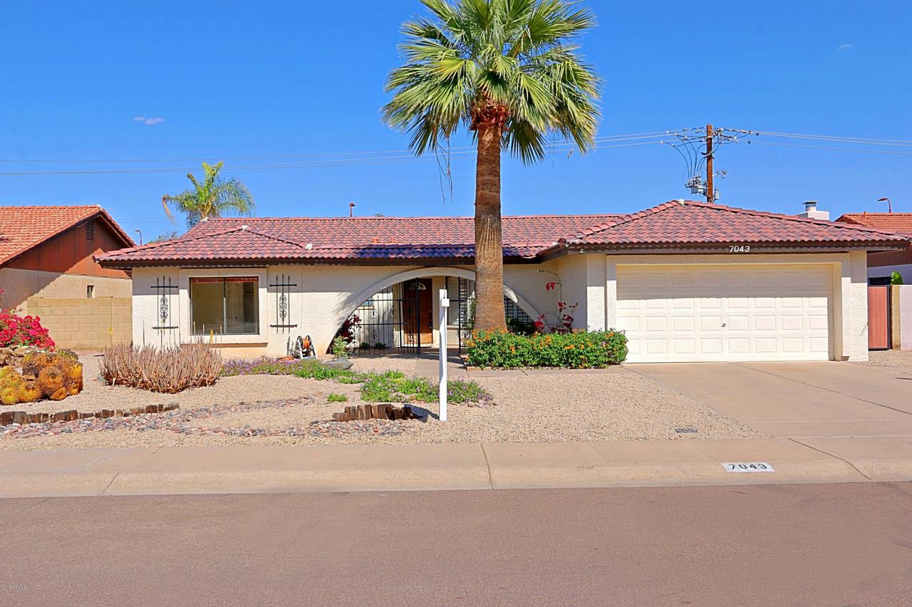 7043 N Via De La Siesta, Scottsdale, AZ 85258