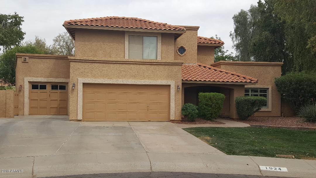 1924 E Palomino Dr., Tempe, AZ 85284