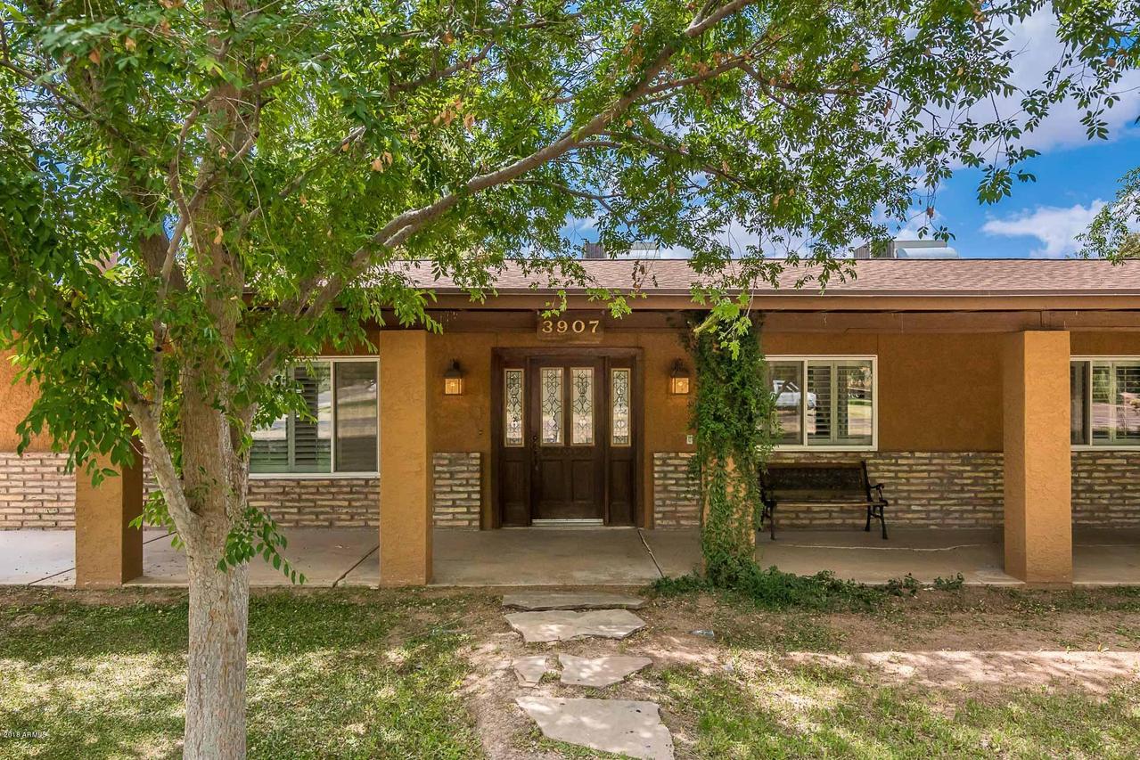 3907 W Morrow Dr., Glendale, AZ 85308