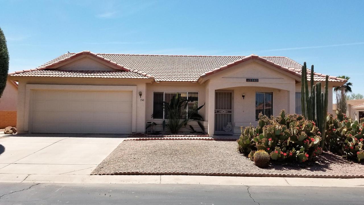 1541 E Hazeltine Way, Chandler, AZ 85249