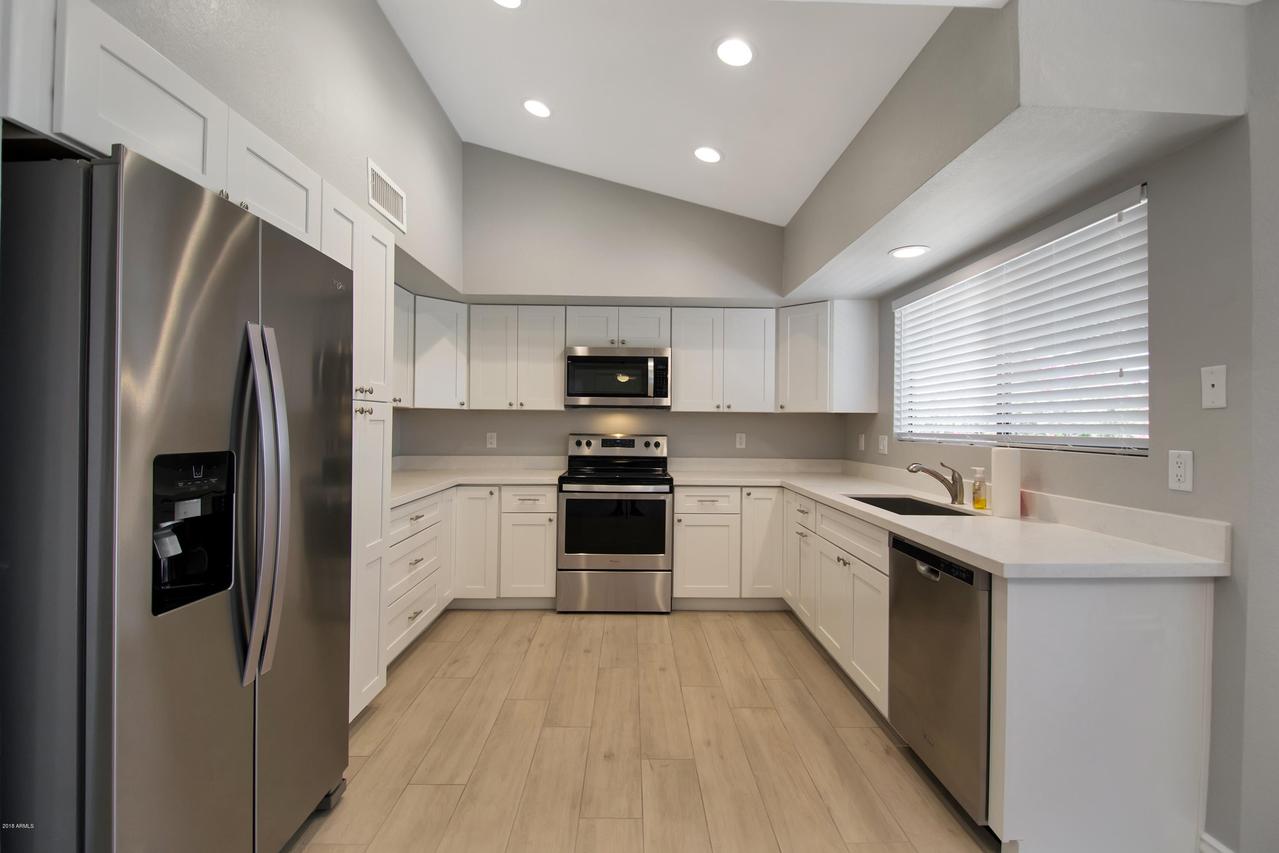 2641 E Rockledge Rd., Phoenix, AZ 85048