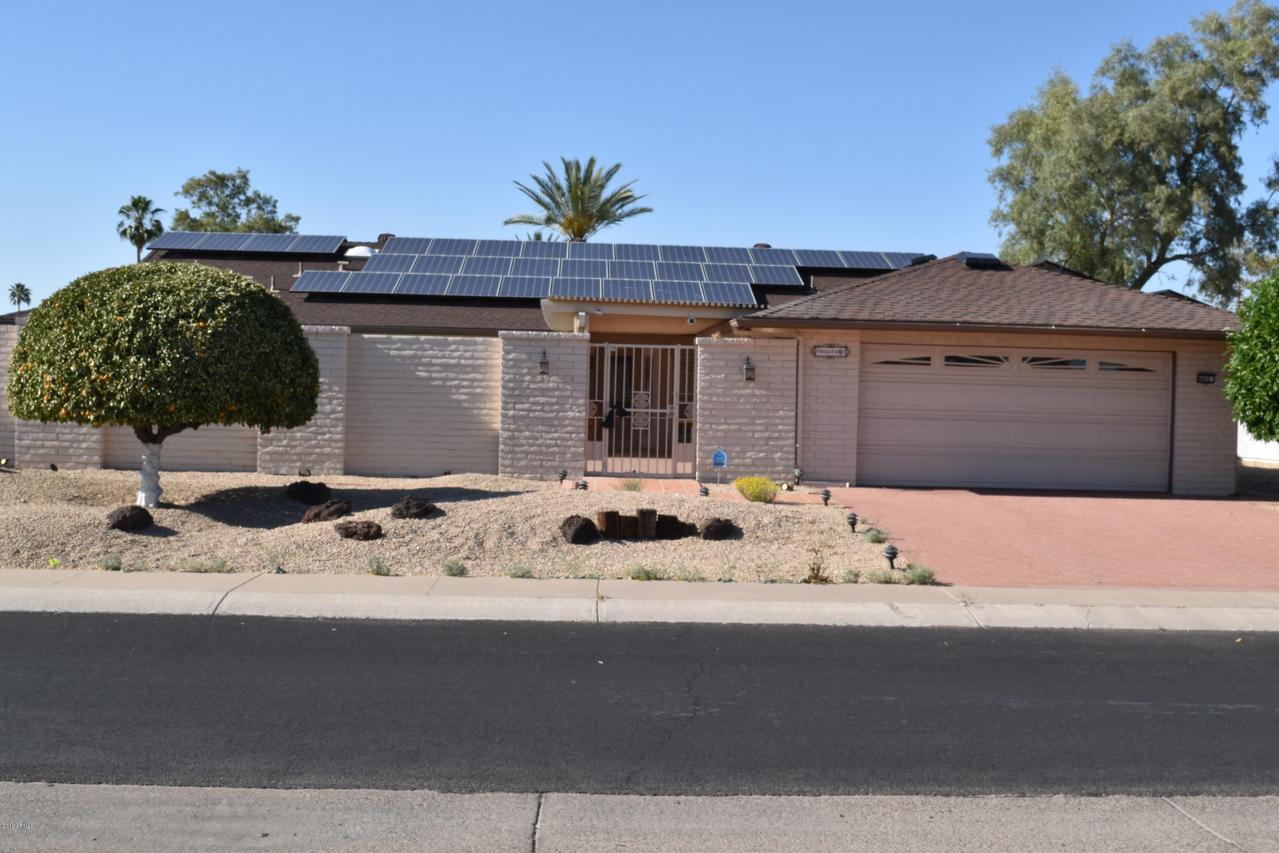 9402 W Country Club Dr., Sun City, AZ 85373