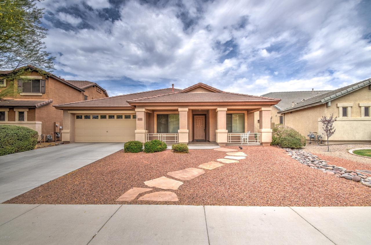 806 E Penny Ln., San Tan Valley, AZ 85140