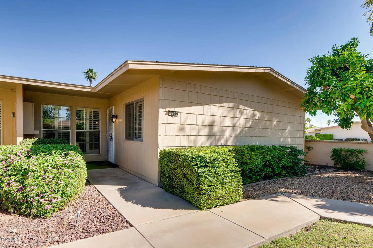17644 N 102nd Dr., Sun City, AZ 85373