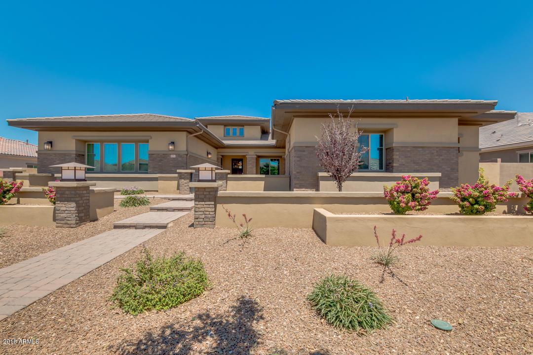 2052 E Crescent Way, Gilbert, AZ 85298