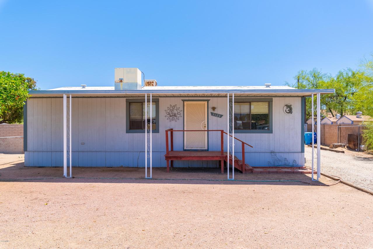 3123 E Saint John Rd., Phoenix, AZ 85024