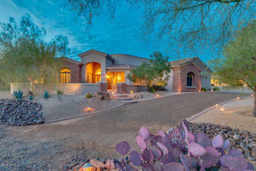 922 E Desert Hills Estate Dr., Phoenix, AZ 85086