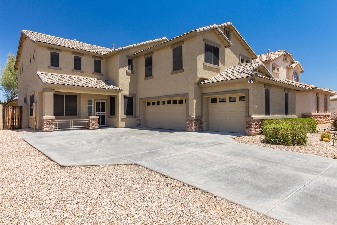 2330 W Straight Arrow Ln., Phoenix, AZ 85085