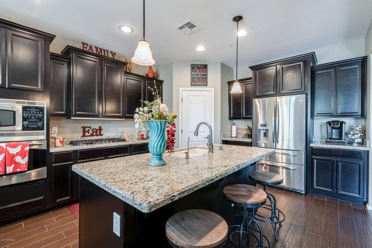 13198 N 93rd Ave., Peoria, AZ 85381