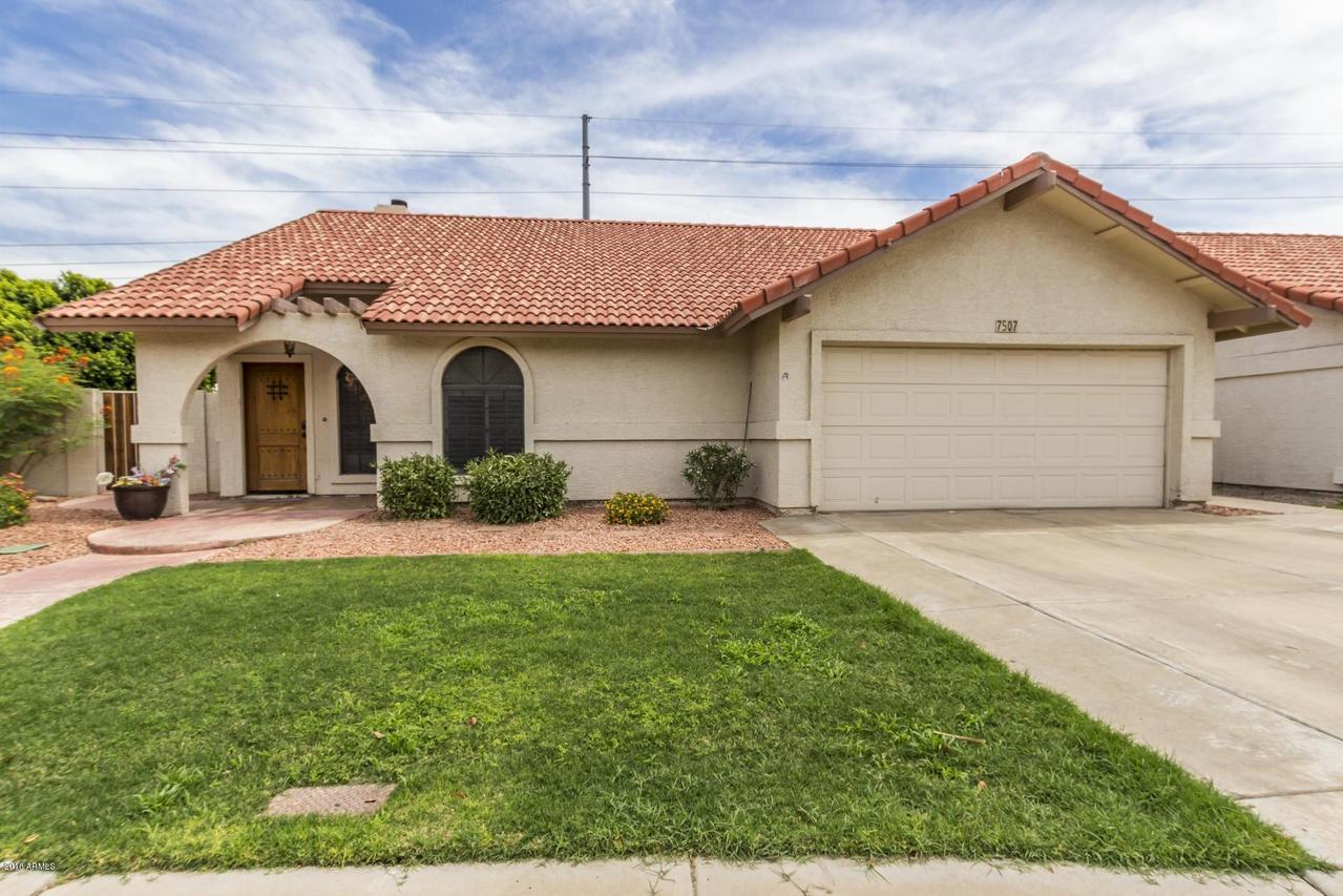 7507 W Mcrae Way, Glendale, AZ 85308