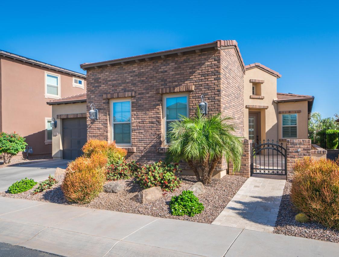 1624 E Amaranth Tr., San Tan Valley, AZ 85140