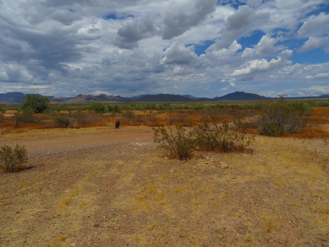 33000 N 14th St. #3, Phoenix, AZ 85085