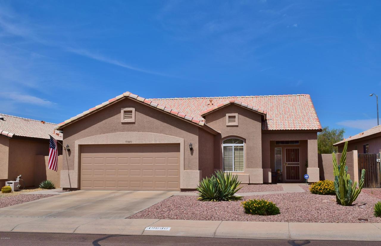 19680 N 110th Ln., Sun City, AZ 85373