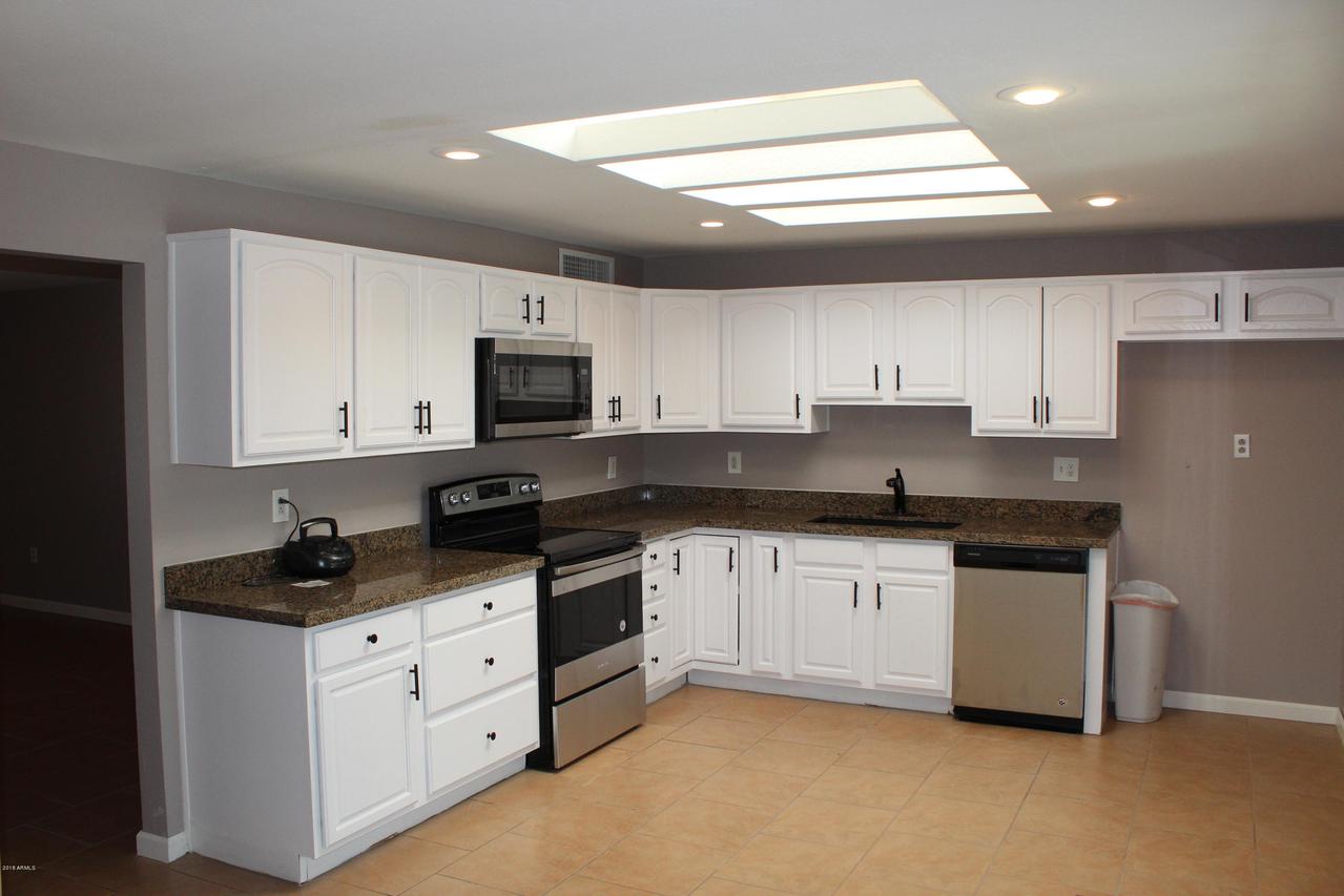 3849 E Hearn Rd., Phoenix, AZ 85032