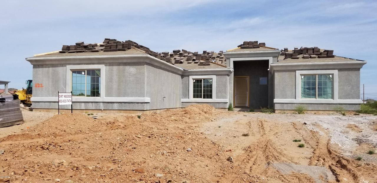 1122 W Loma De Oro, San Tan Valley, AZ 85144