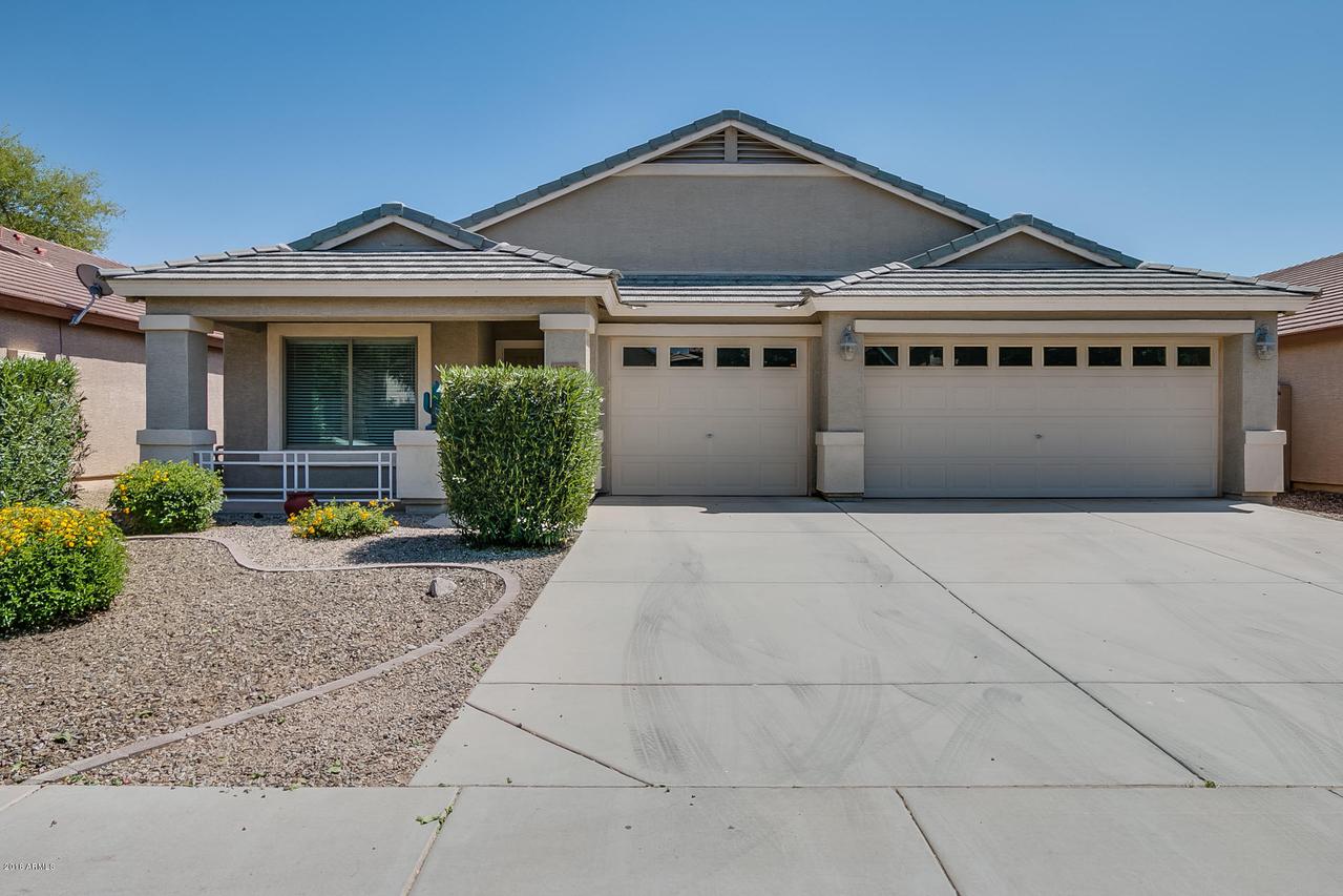 1305 E Baker Dr., San Tan Valley, AZ 85140