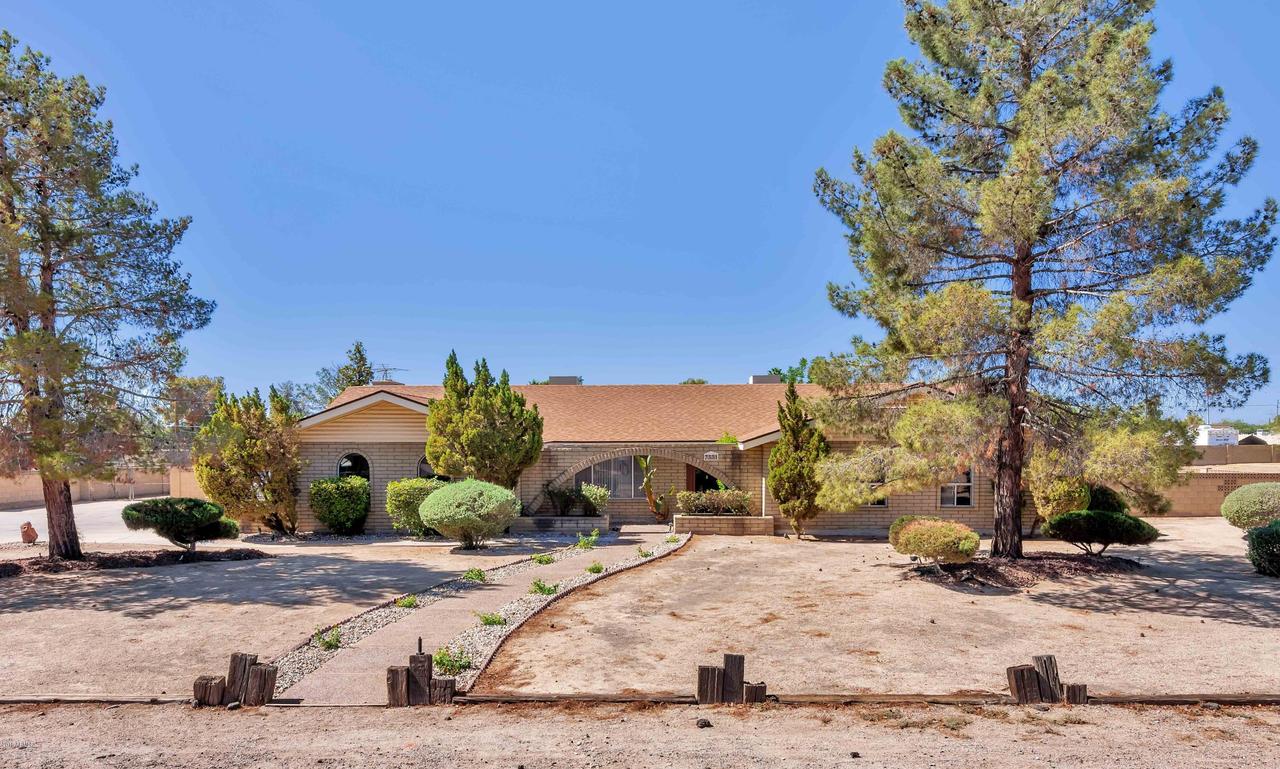 7331 W Villa Theresa Dr., Glendale, AZ 85308