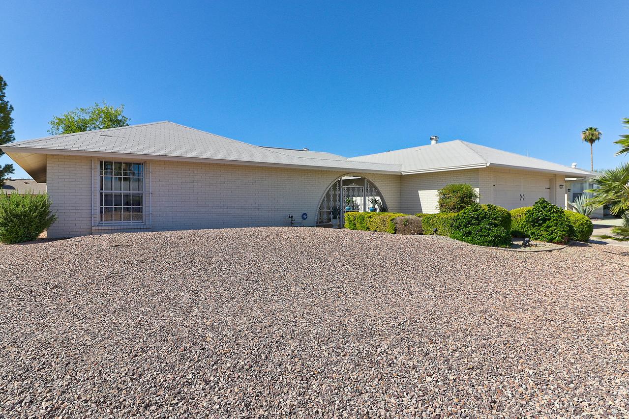 19831 N Willow Creek Cir., Sun City, AZ 85373