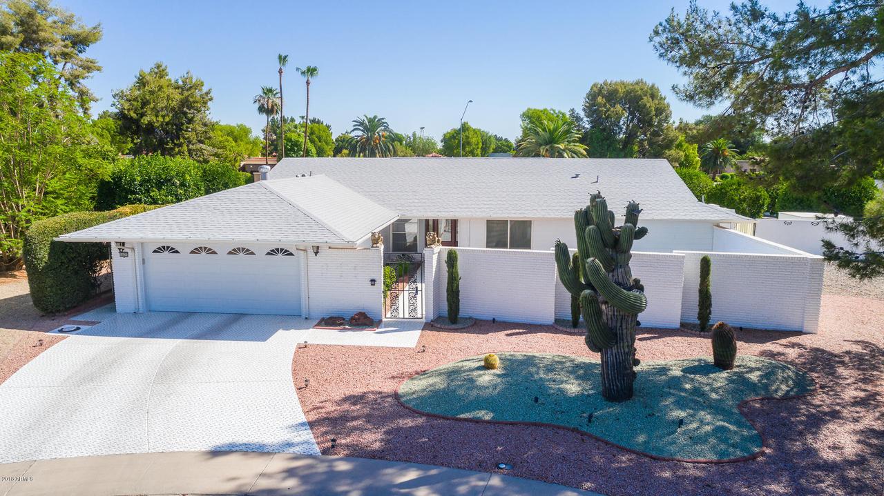 18423 N 94th Ave., Sun City, AZ 85373