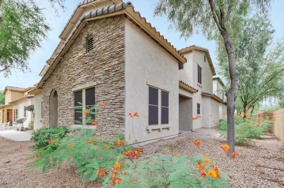 17684 W Langer Ln., Surprise, AZ 85388