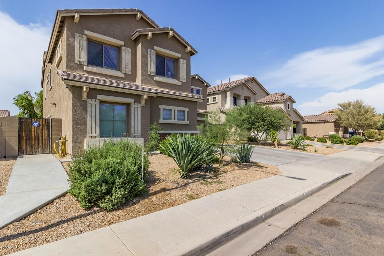 12226 W Calle Hermosa Ln., Avondale, AZ 85323