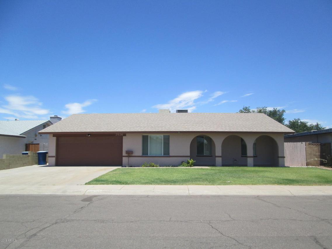 2526 E Manhatton Dr., Tempe, AZ 85282