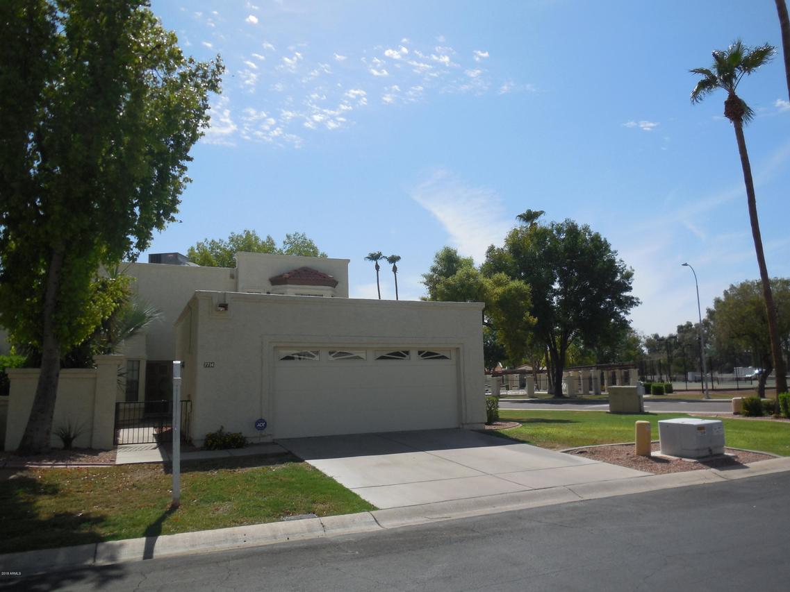 7714 S Apricot Dr., Tempe, AZ 85284