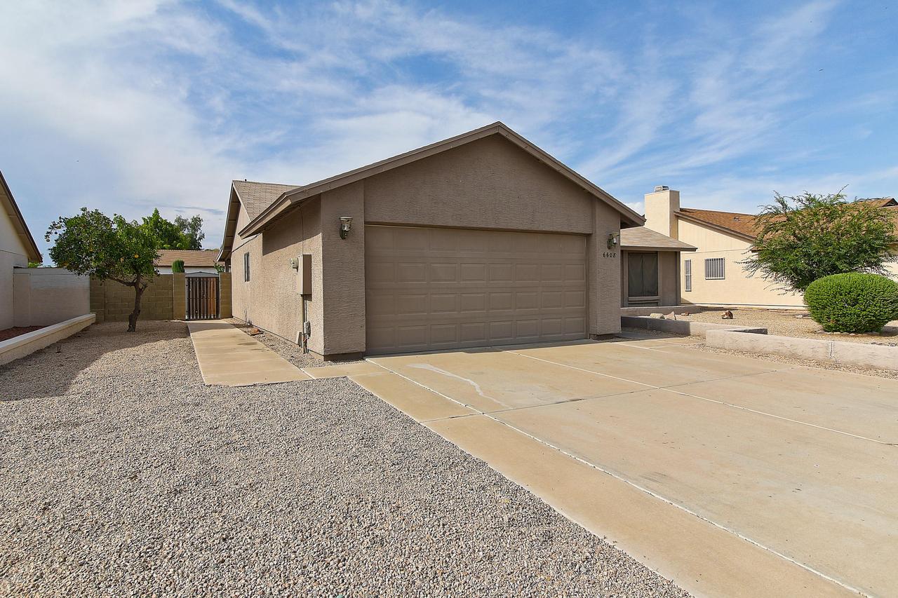 6608 W Ironwood Dr., Glendale, AZ 85302