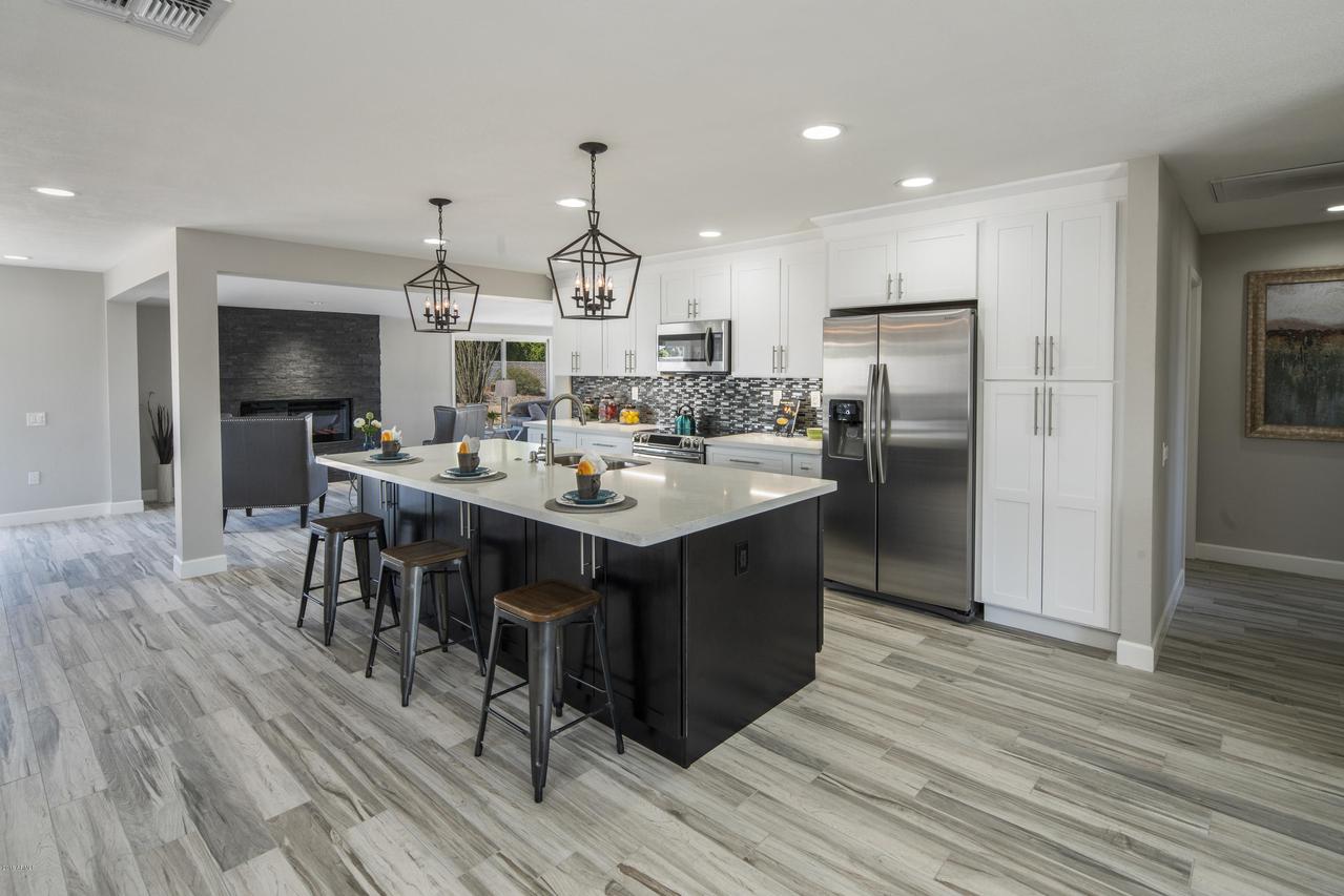 18422 N 95th Dr., Sun City, AZ 85373