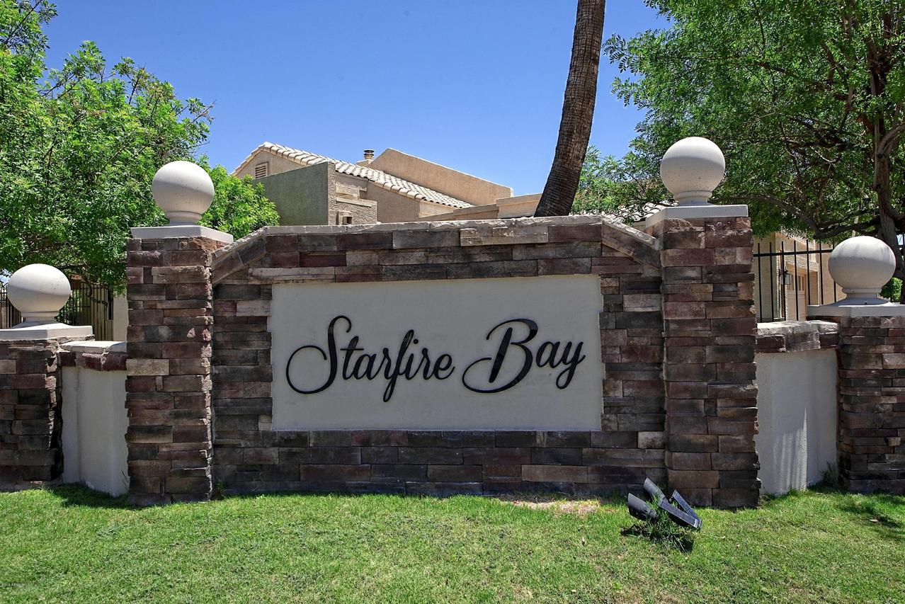 9049 W Port Royale Ln., Peoria, AZ 85381
