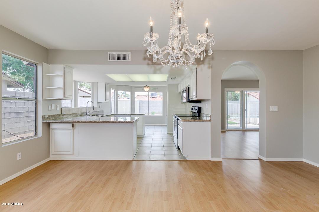 2063 W Gila Ln., Chandler, AZ 85224