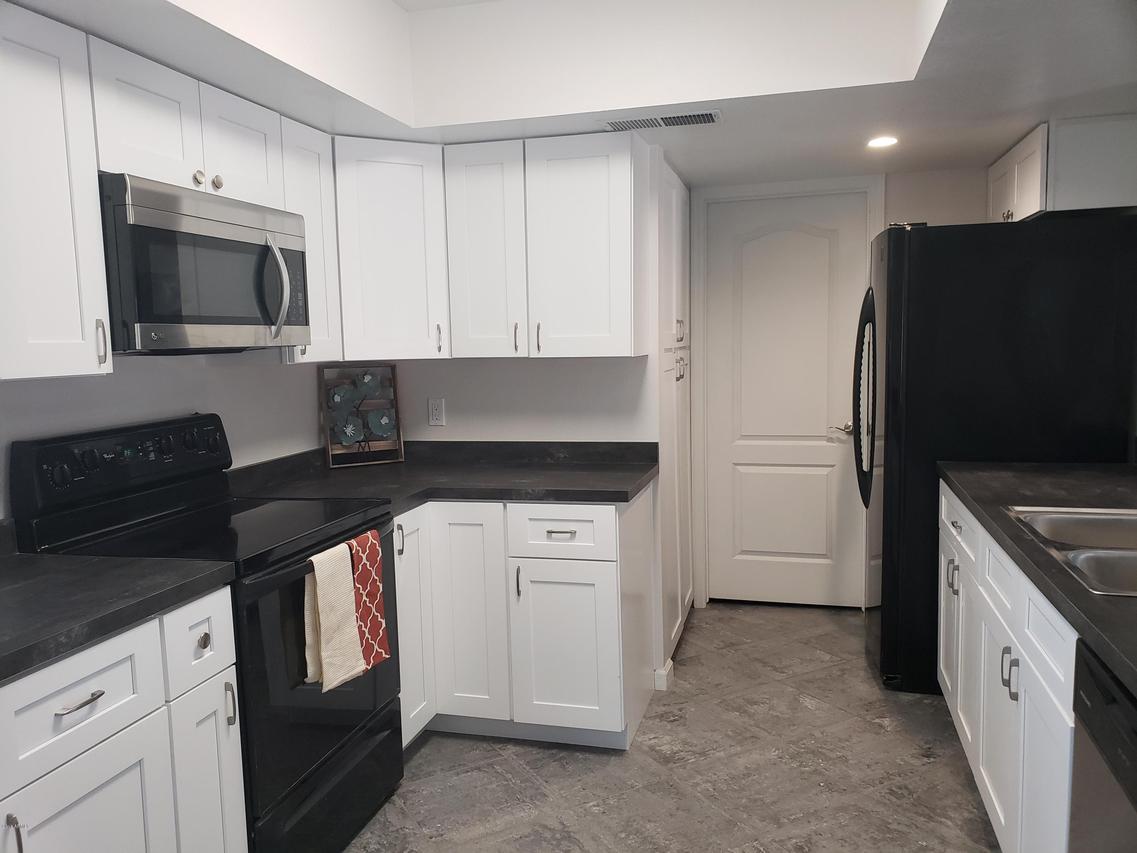 2325 W Temple St., Chandler, AZ 85224