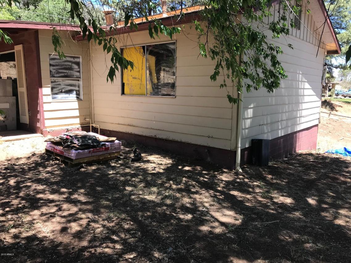 810 Geneva Dr., Prescott, AZ 86305