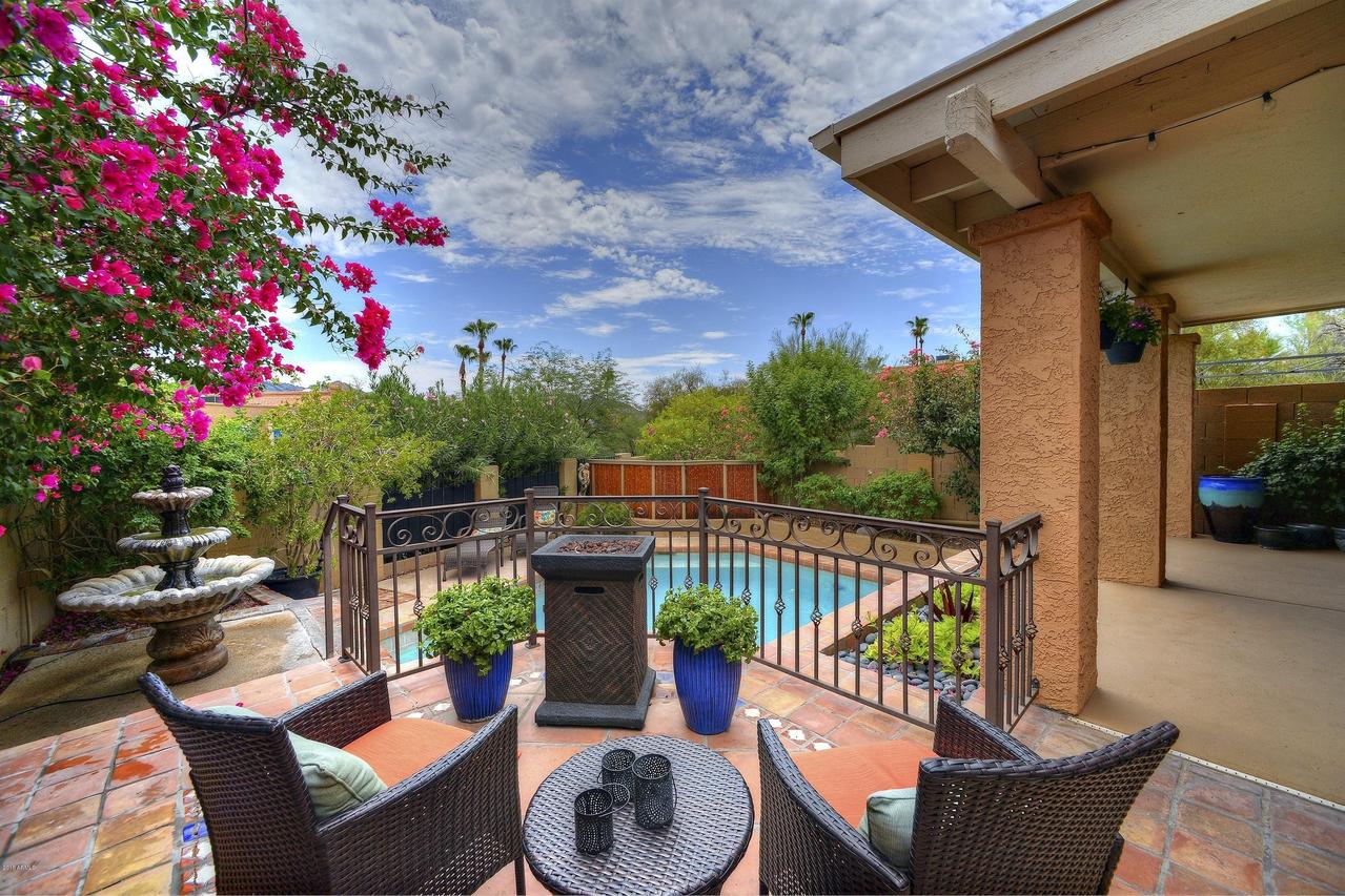 10629 N 8th St., Phoenix, AZ 85020