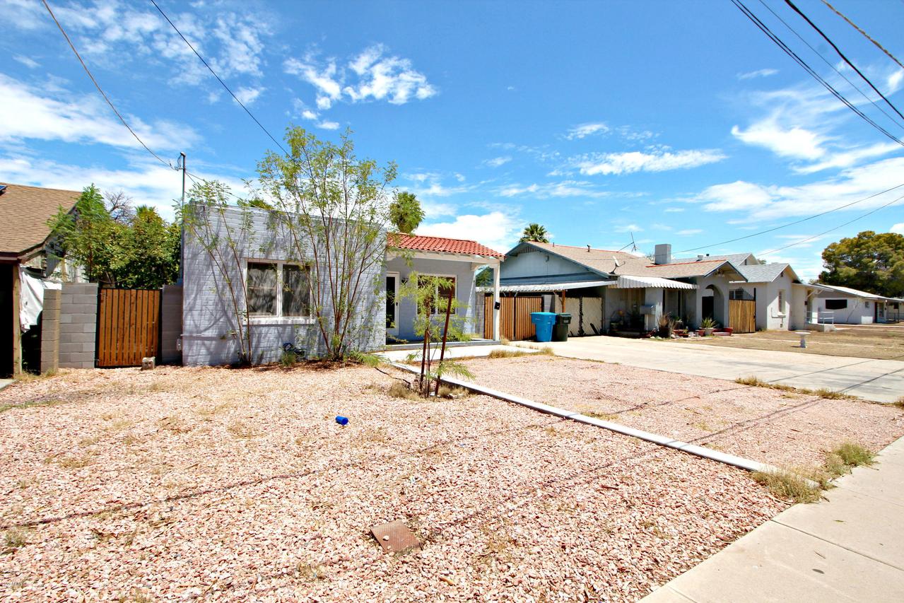 2706 E Willetta St., Phoenix, AZ 85008