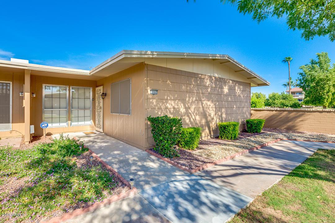 9902 W Palmeras Dr., Sun City, AZ 85373