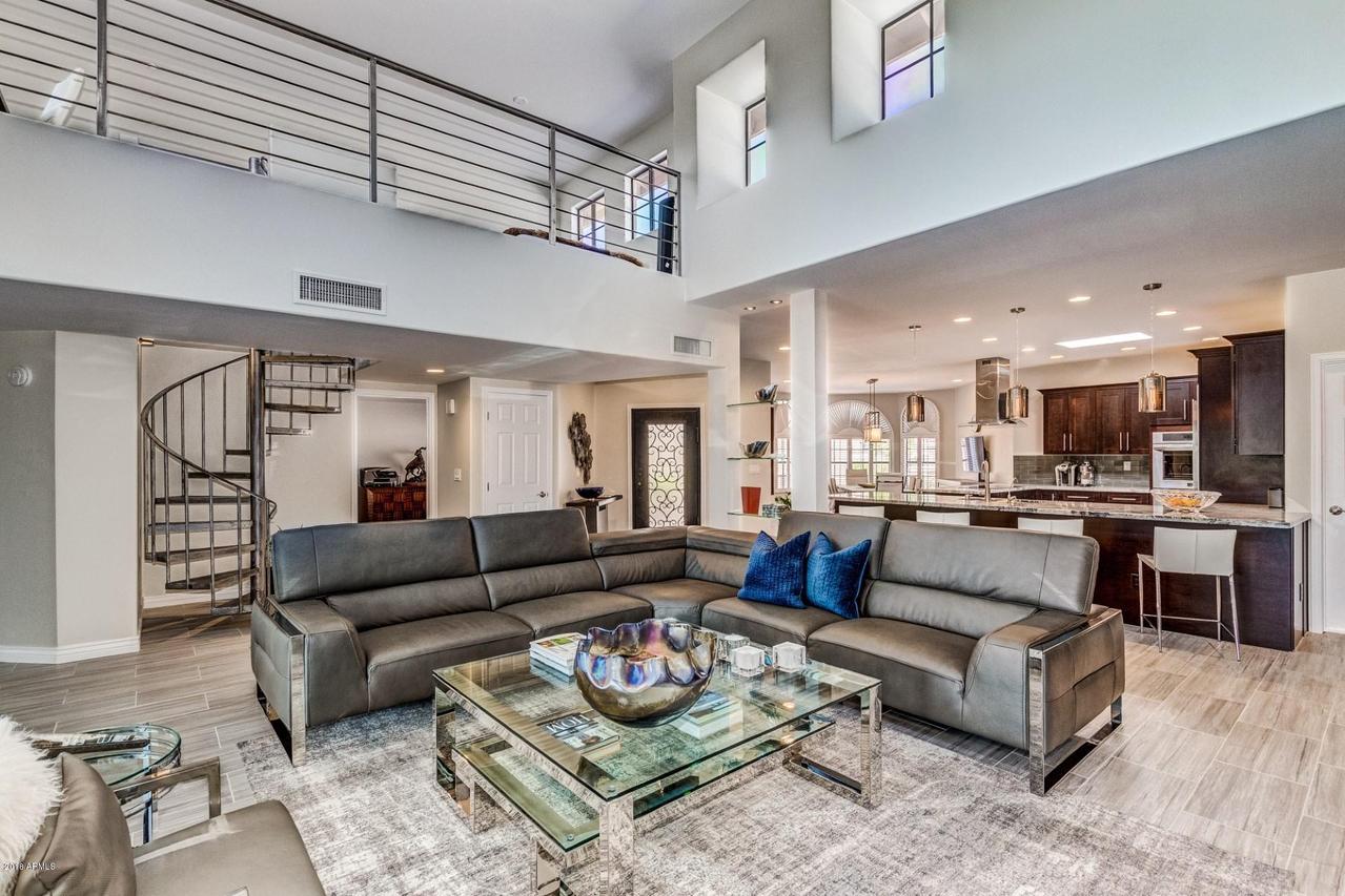 8100 E Camelback Rd. #28, Scottsdale, AZ 85251