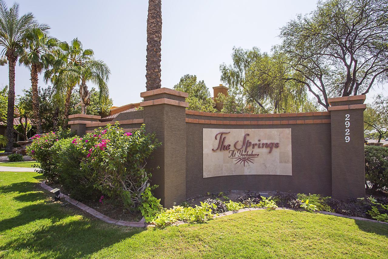 2929 W Yorkshire Dr. #2115, Phoenix, AZ 85027
