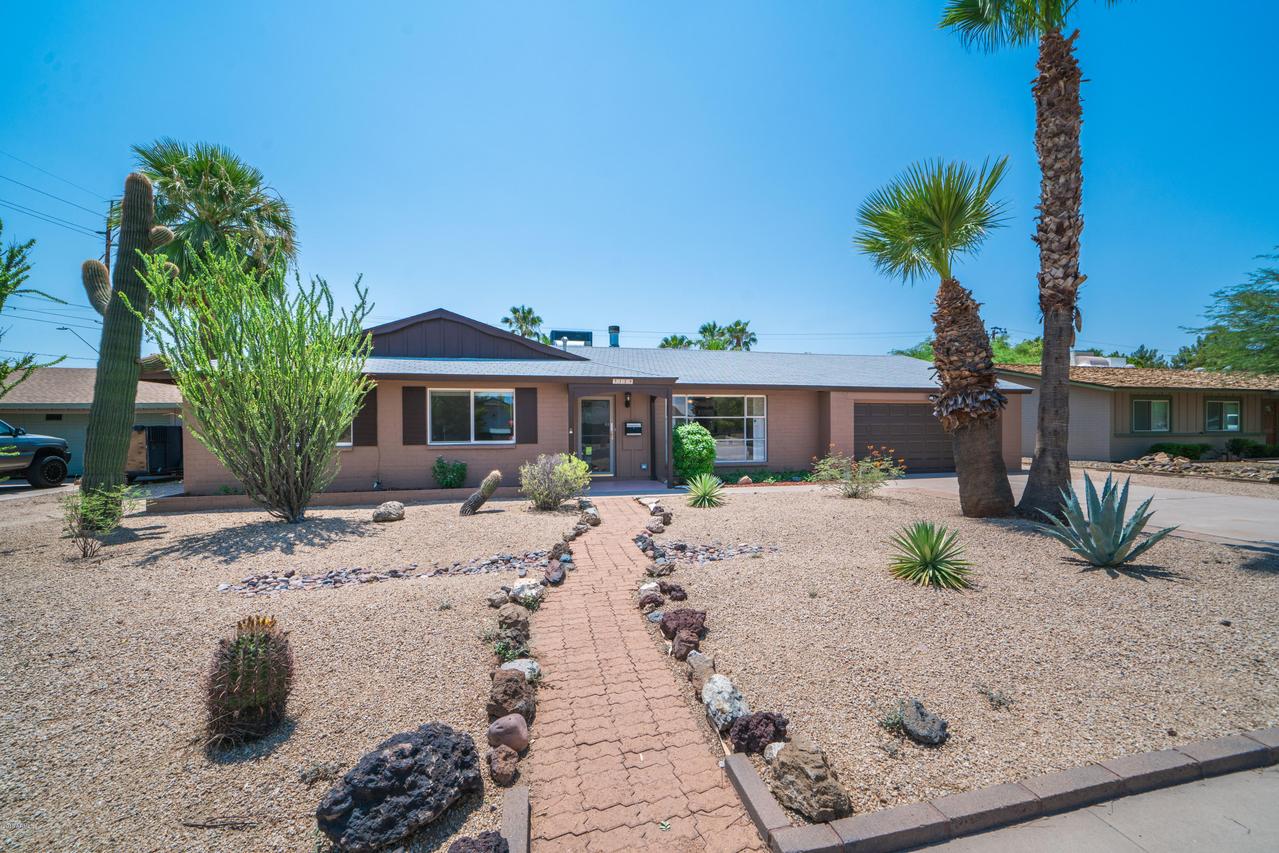 3129 E Desert Cove Ave., Phoenix, AZ 85028