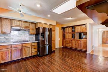 566 Leisure World, Mesa, AZ 85206