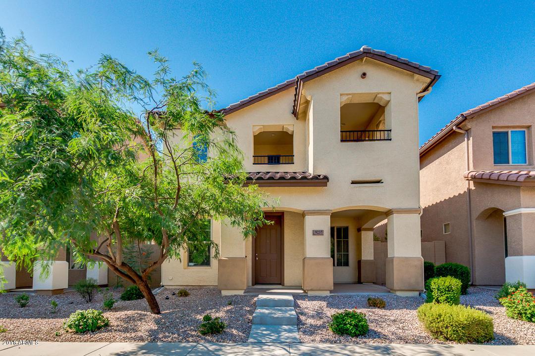 9237 W Meadow Dr., Peoria, AZ 85382