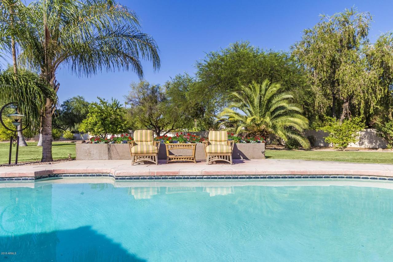 5330 E Shangri La Rd., Scottsdale, AZ 85254