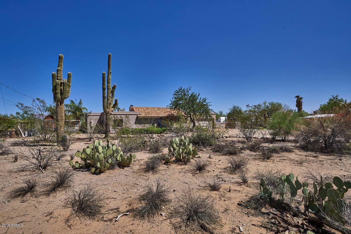 731 N Merrill Rd., Mesa, AZ 85207