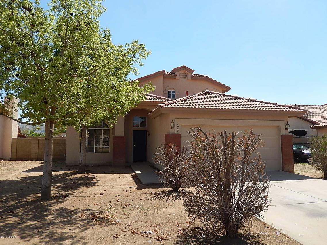 1925 E Alta Vista Rd., Phoenix, AZ 85042