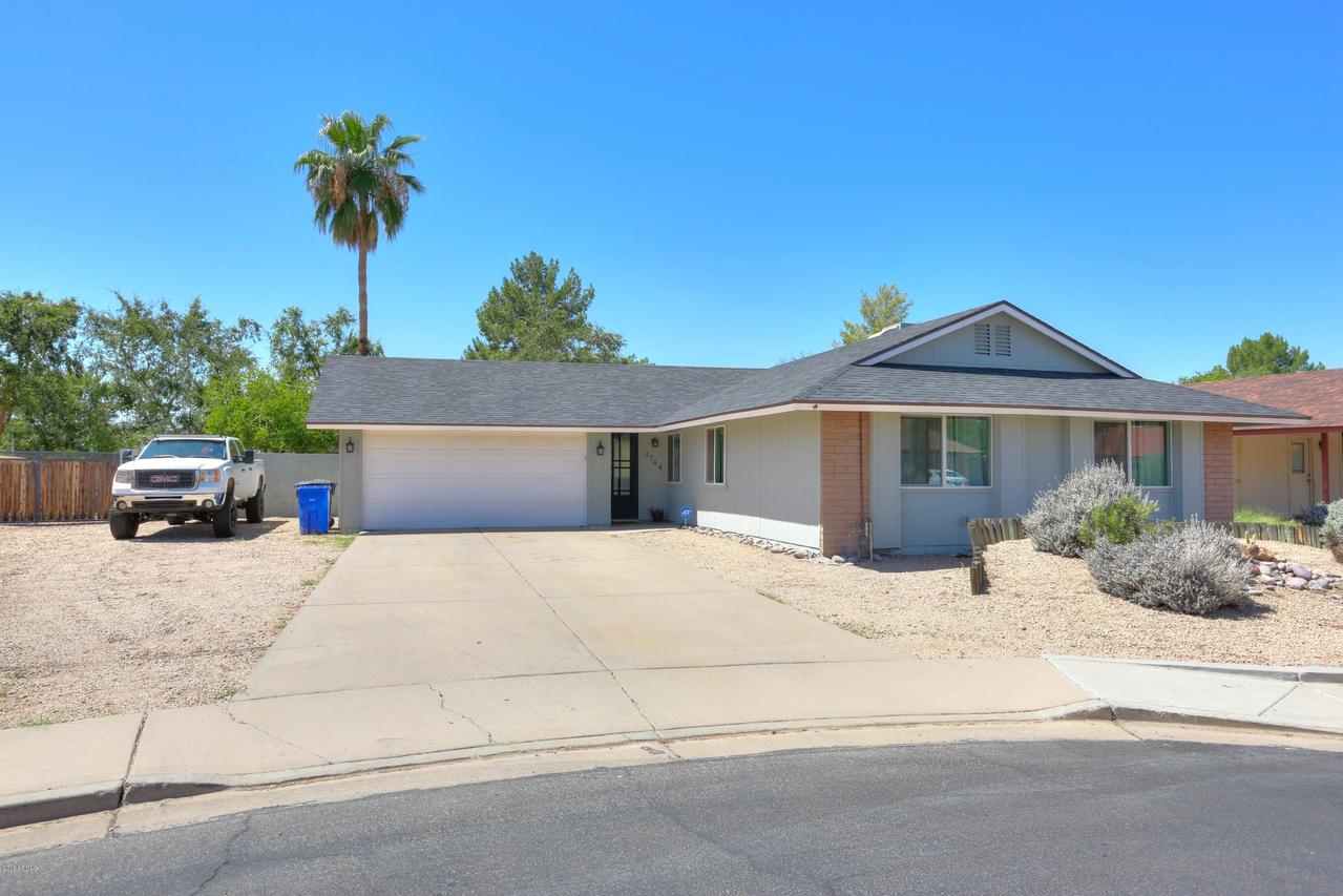 2744 S Pecan St., Mesa, AZ 85202